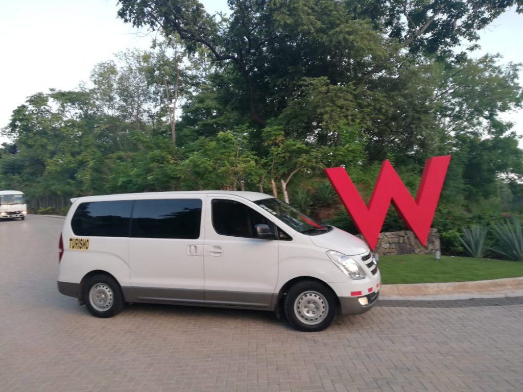 transportation to W Costa Rica