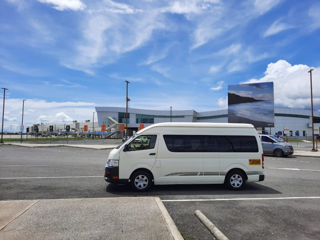 airport transfers in Costa Rica